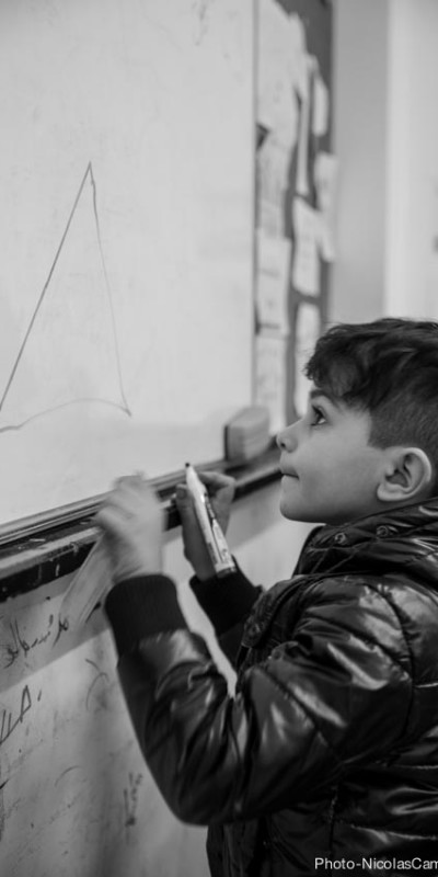 Intégrer les enfants syriens dans le système éducatif au Liban
